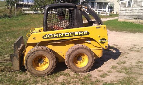 2000 john deere 250 skid steer brakes